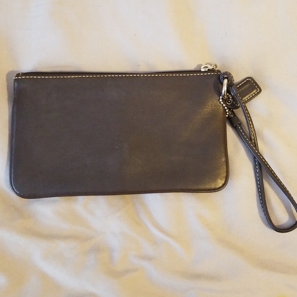 Coach Wrislet Large Brown leather - Picture 2 of 4